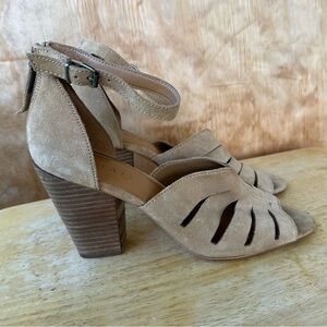 1. State Nallay Block Heel Tan Suede Sandals